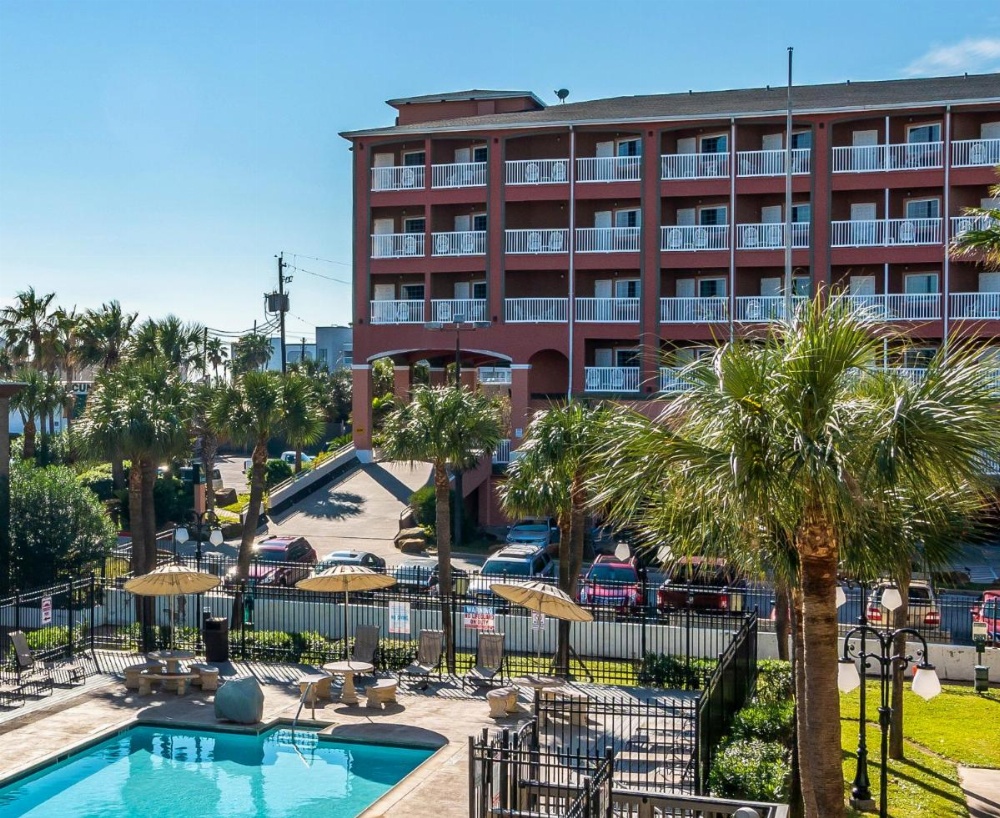 Quality Inn & Suites Galveston - Beachfront Main image