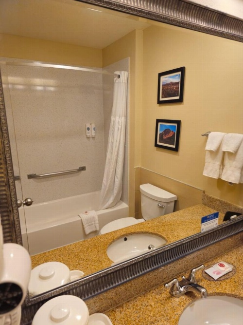 Quality Inn & Suites Galveston - Beachfront image 7