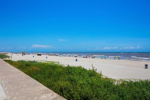 Quality Inn & Suites Galveston - Beachfront image 11