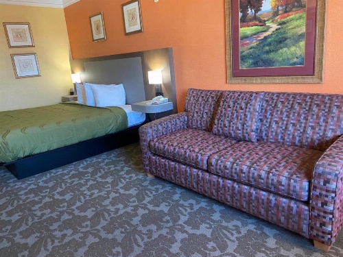 Quality Inn & Suites Galveston - Beachfront image 16