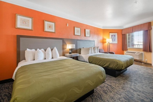 Quality Inn & Suites Galveston - Beachfront image 18